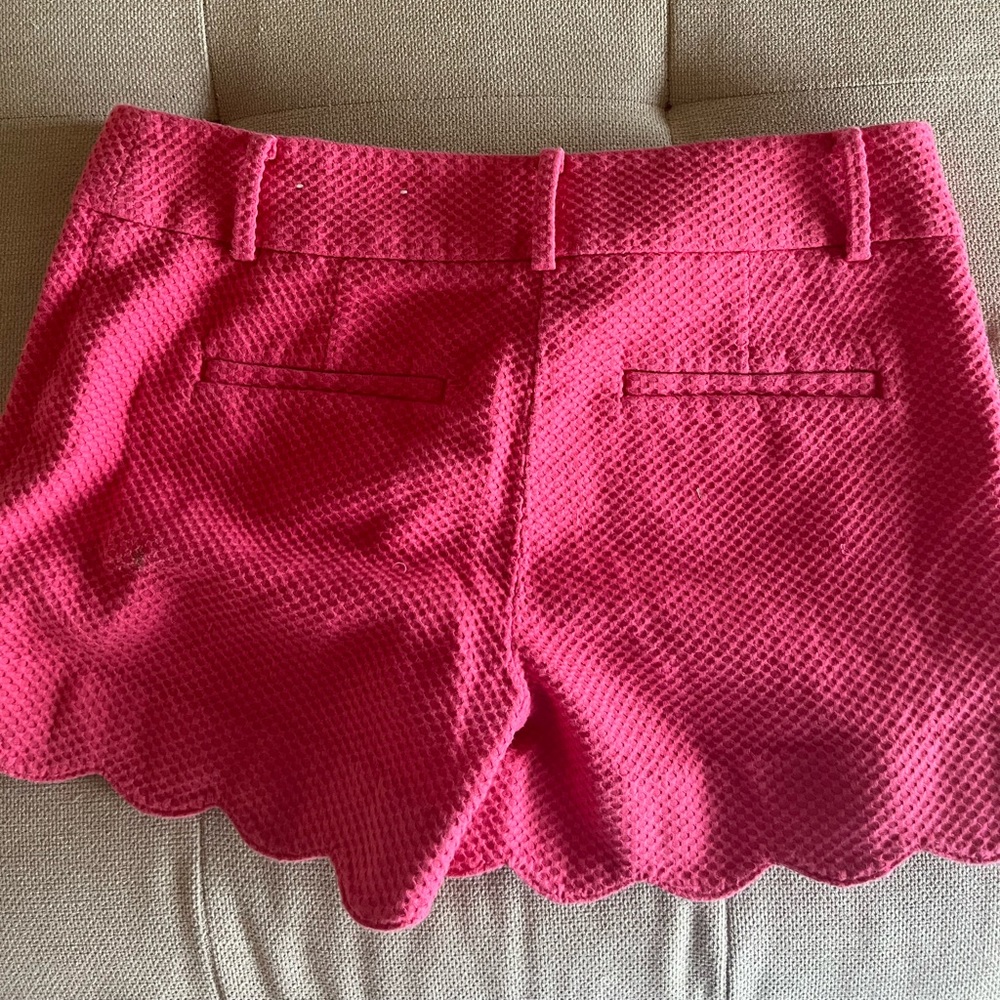 Loft size 0 Scalloped Shorts